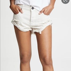 White one teaspoon bandit shorts